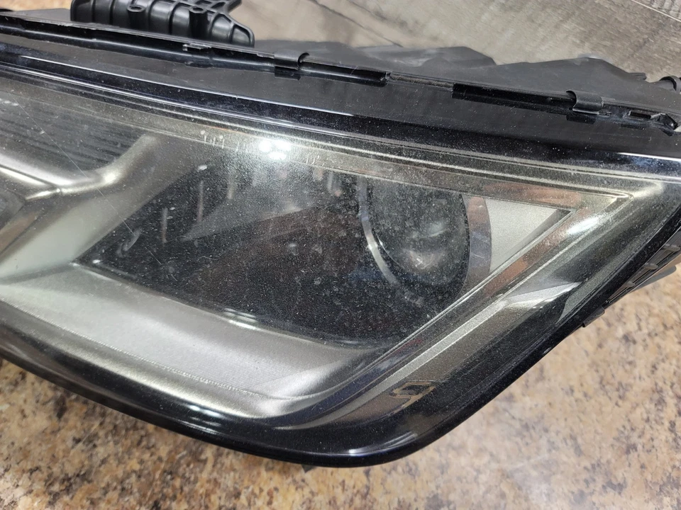 Farol de xenônio lateral esquerdo do motorista Audi A4 S4 destro 2017 2018 2019 fabricante de equipamento original - Imagem 4 de 4