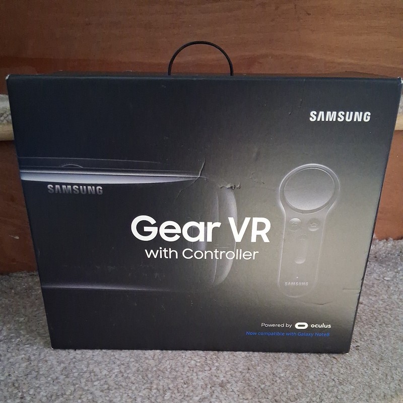 Samsung Gear VR Headset & Controller SM-R324 Oculus Virtual Reality Boxed New