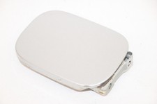Mercedes C-Klass W203 200CDI Tankklappe Tankdeckel 744 Brillantsilber 2035840039