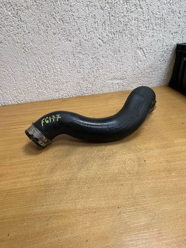 Mercedes-Benz E C207 W207 2011 Diesel 170kW Schlauch Leitung Ladeluftkühler