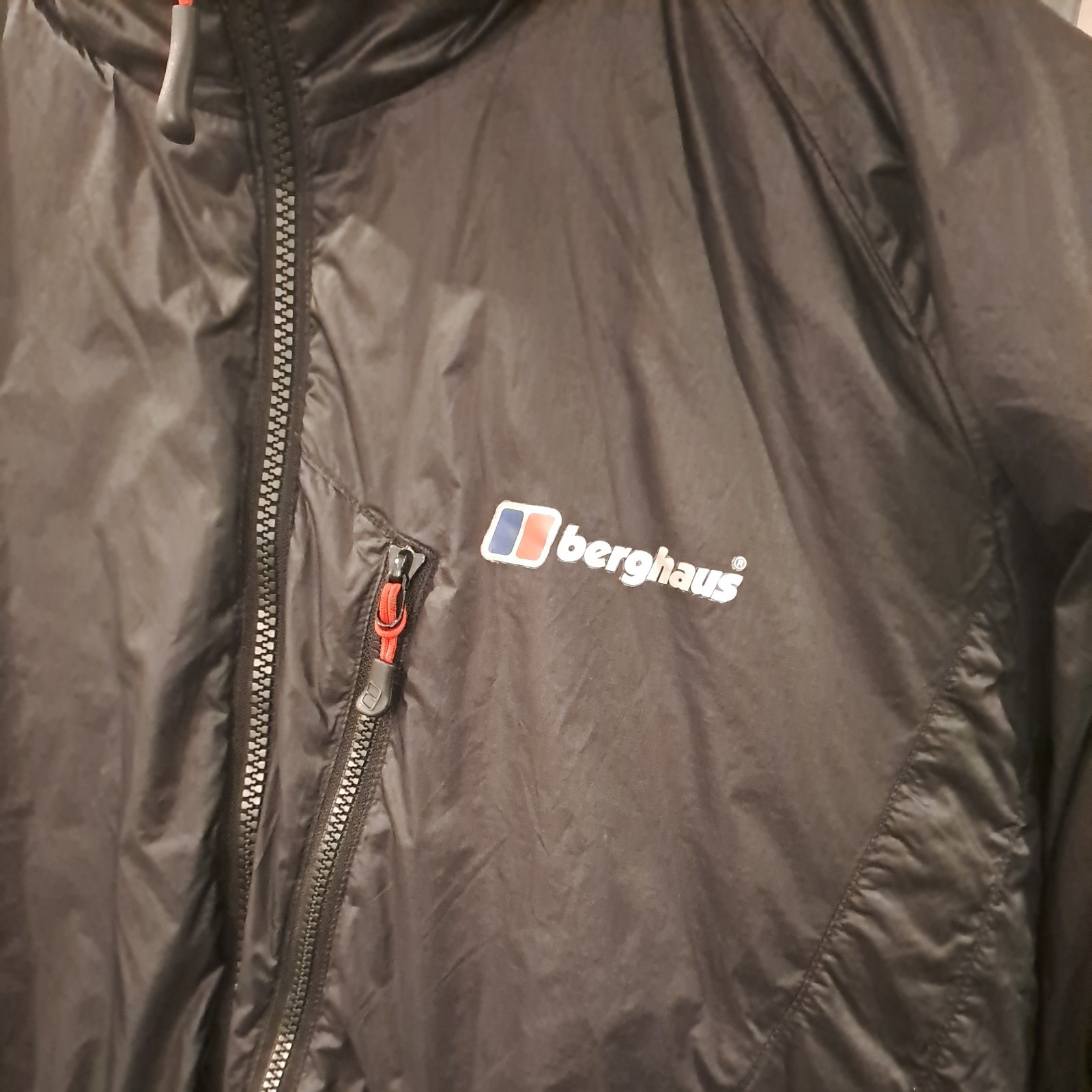 Berghaus HydroLoft Reversible Puffer Jacket Men’s M Black Grey Down Outdoor Logo image 9