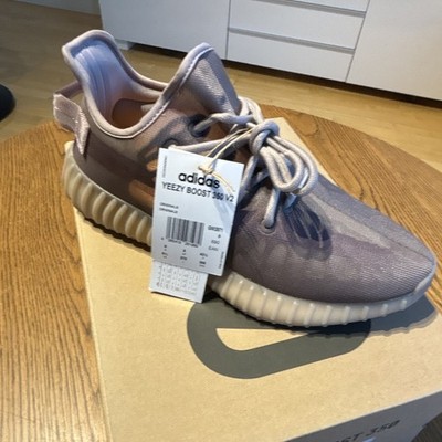 adidas Yeezy Boost 350 V2 Herren Sneaker Low Top Grau EU 43 1/3 GW2871