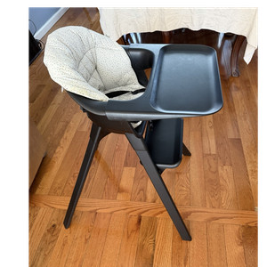 Black Beige High Chair with Removable Tray and Safety Harness for Babies