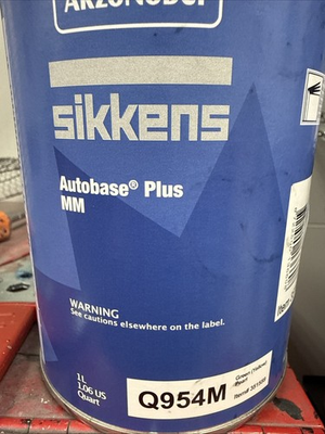 #ad sikkens auto base Q954M $189.99