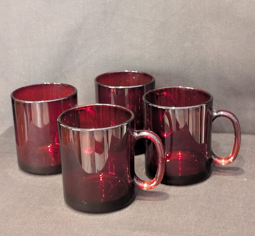 Vintage French Ruby Red Glass Mugs – Set of 4, Marked France, Mid-Century - Picture 3 of 7