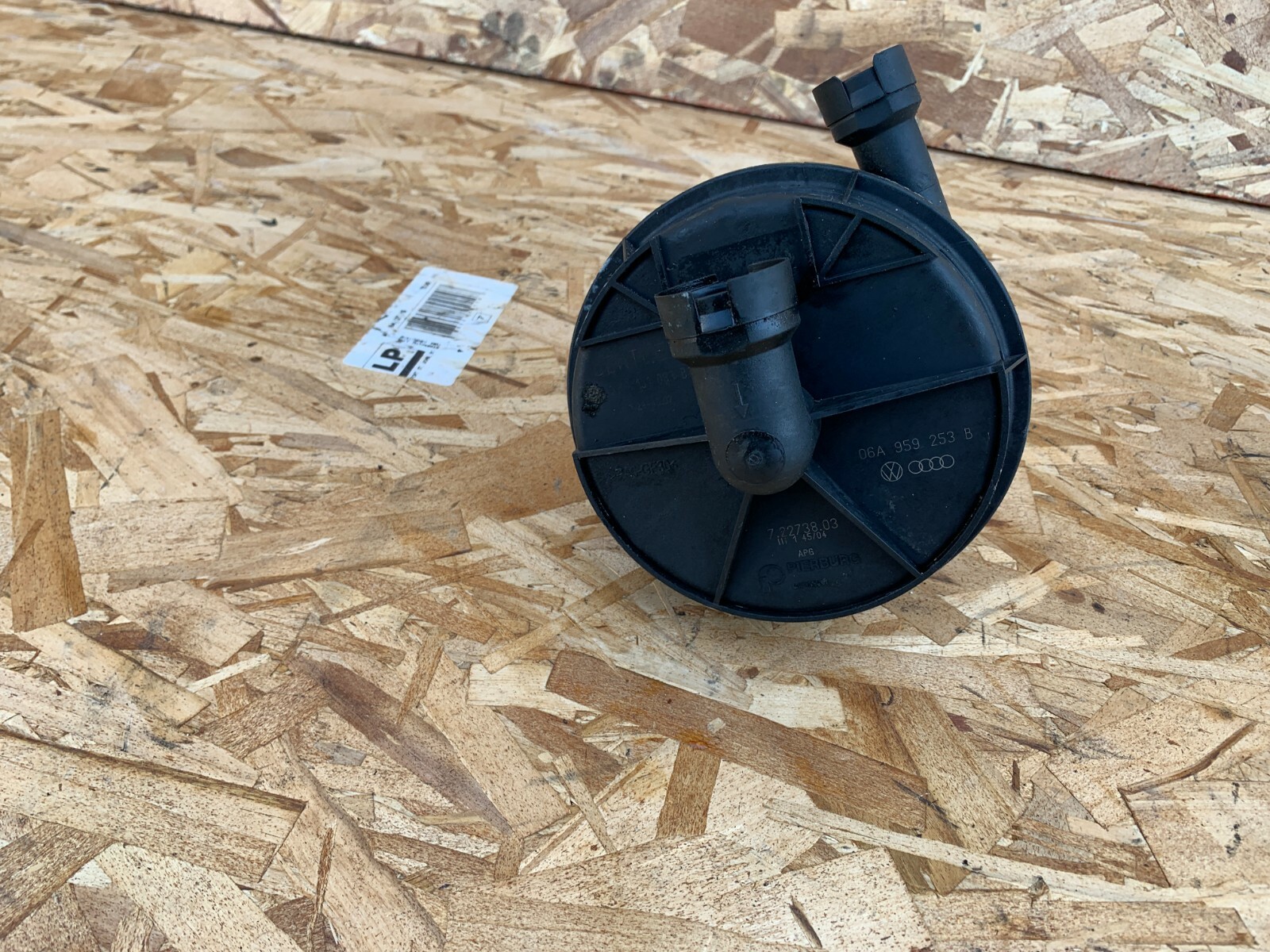 BENTLEY CONTINENTAL GT GTC (04-10) SECONDARY AIR SMOG PUMP OEM 3W0131083