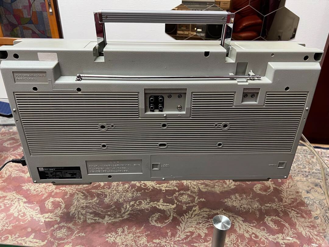 TOSHIBA RT-S87 Bomb Beat FM/AM double radio cassette