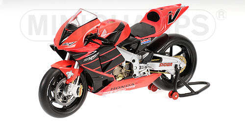 ミニチャンプス 1/12 ホンダ RC211V V.ロッシ バイク 2001 ミニチャンプス 1/12 ホンダ RC211V V.ロッシ バイク 2001