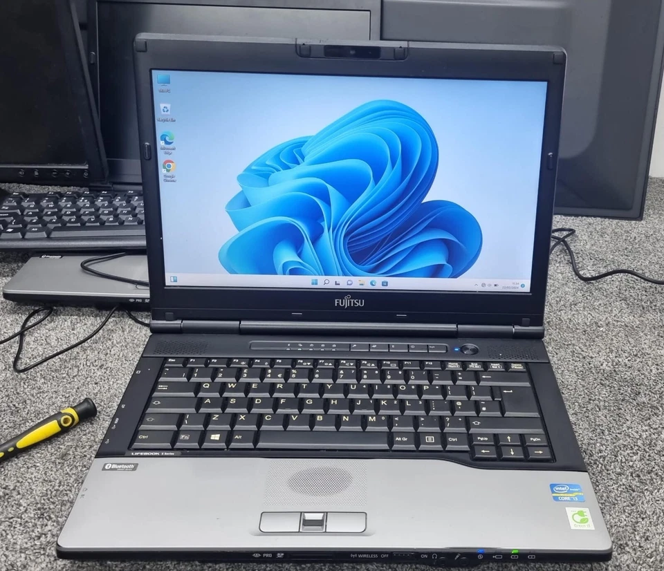 FAST Windows 10 LAPTOP MIX BRANDS Lenovo HP DELL ACER STONE  4GB RAM 128GB SSD - Image 3 of 4