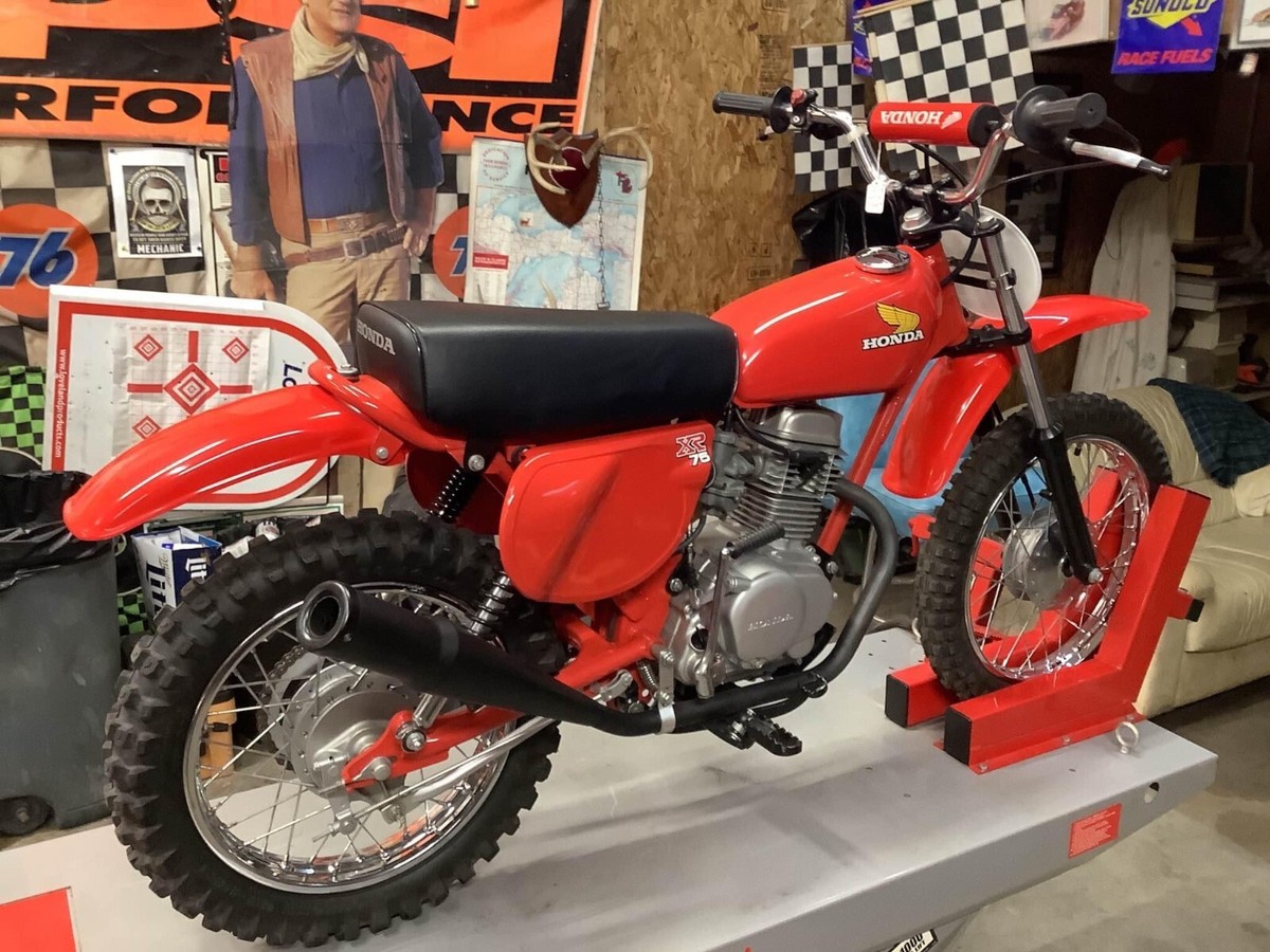 1977-1978 Honda Honda XL80 XR80 Seat Pan Blue Complete - Main Image