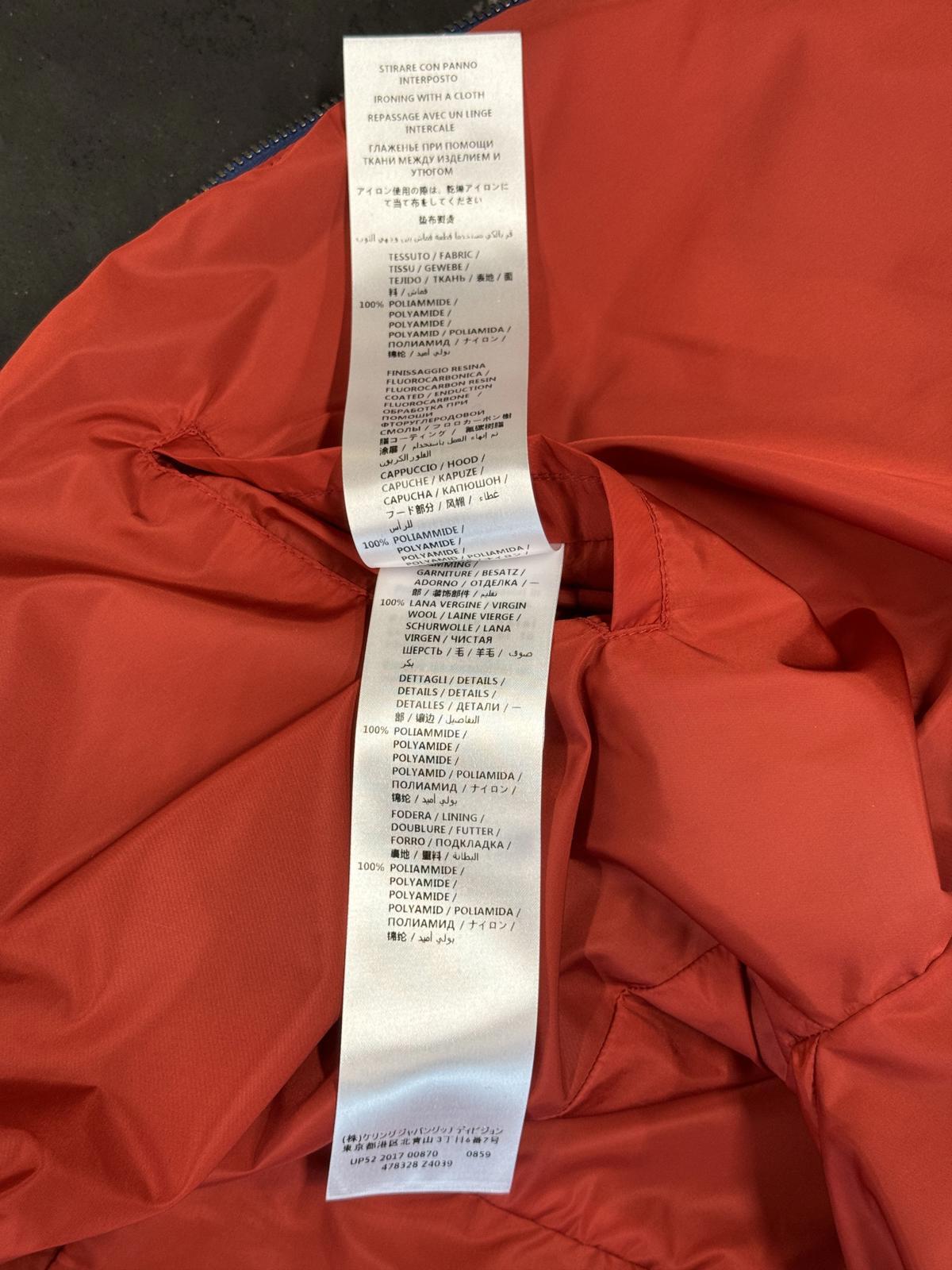 Gucci Monogram Rain Jacket Navy Red - image 7