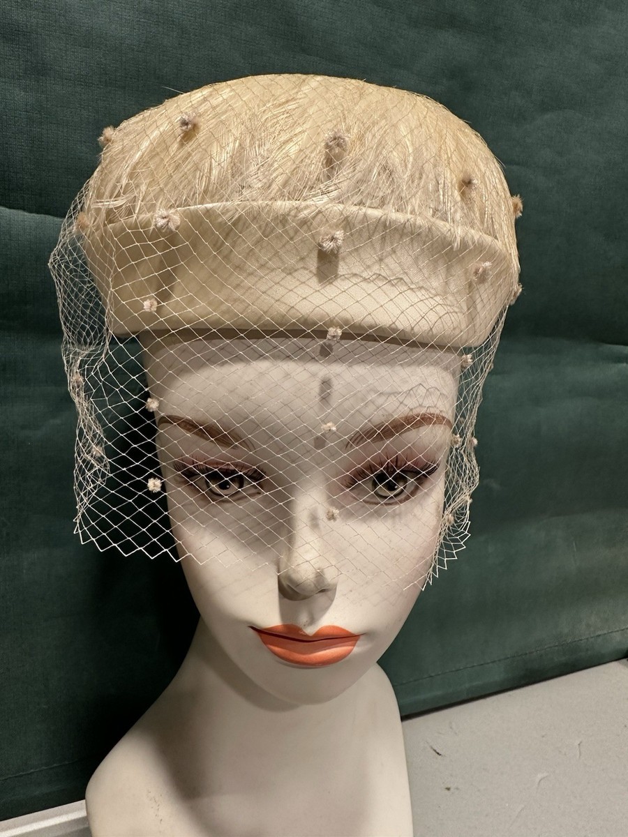 Vintage Ladies Ivory Pillbox Hat Sequin Feather Union Made  display picture 2