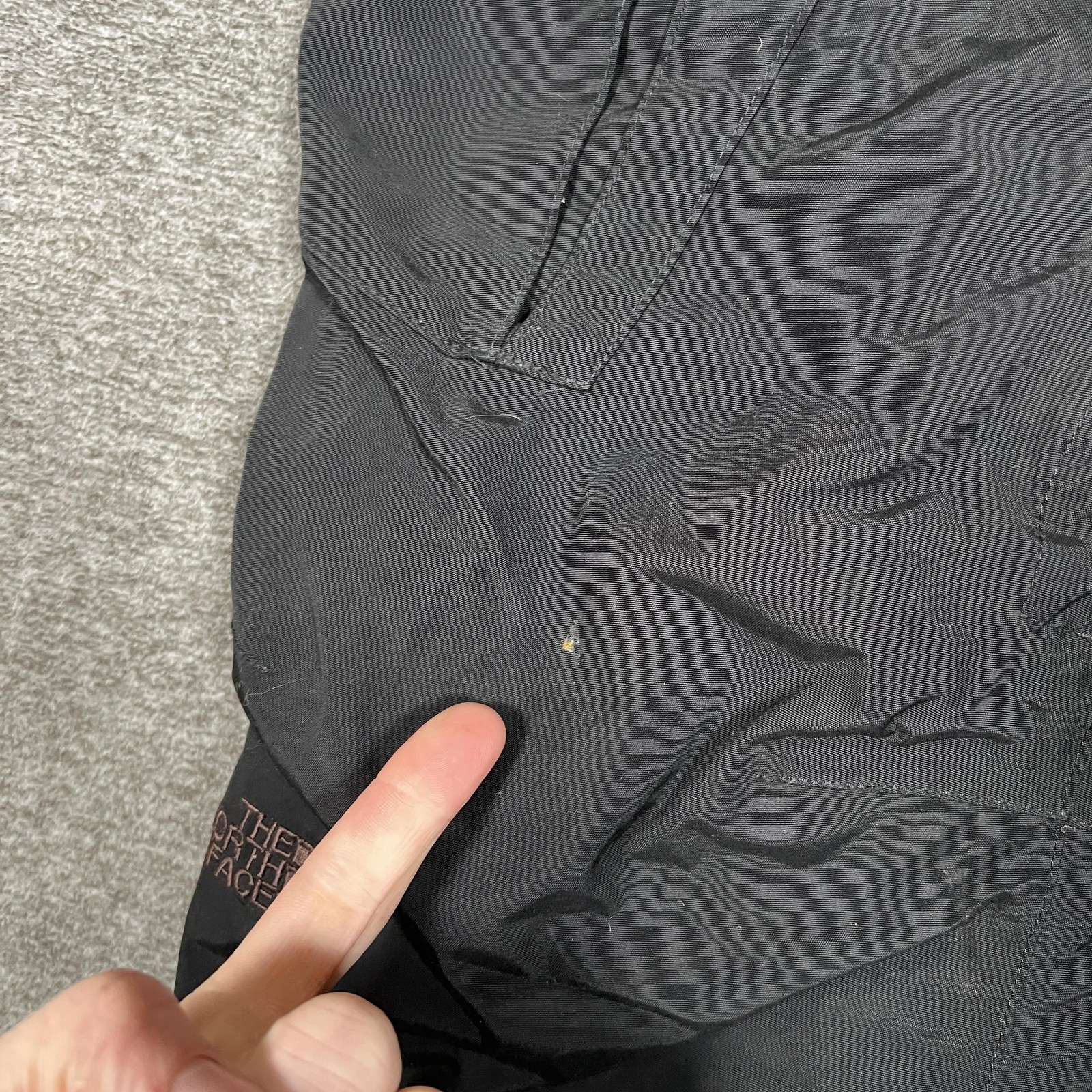 The North Face HyVent Ski Snowboard Pants Mens Small Black Waterproof Insulated thumbnail 2