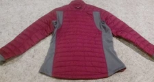 Berry Red & Gray Softshell Ariat Jacket womens XL Stirrup Pulls Accent Excellent