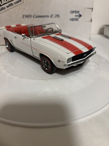 danbury mint 1969 Chevrolet Camaro Z28. - Picture 4 of 10