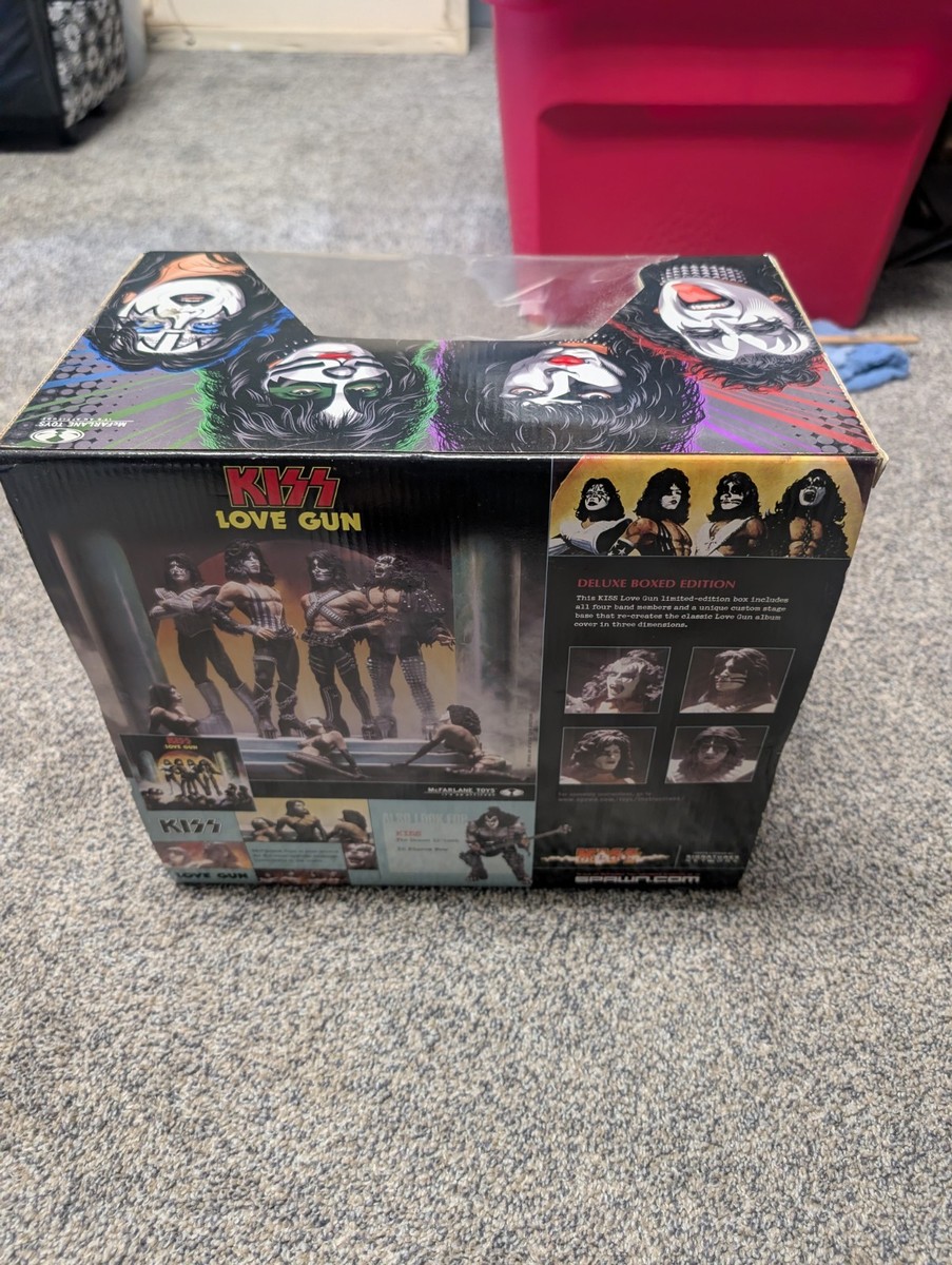 RARE - KISS Love Gun Deluxe Boxed Edition – Complete Super Stage