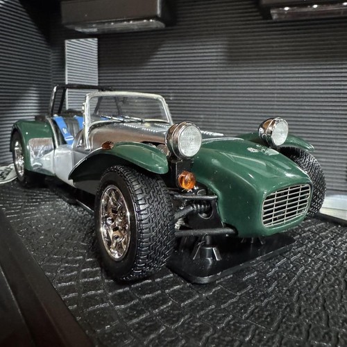 Out of Production Kyosho 1/18 Caterham Super Seven Green - 第 1/10 張圖片