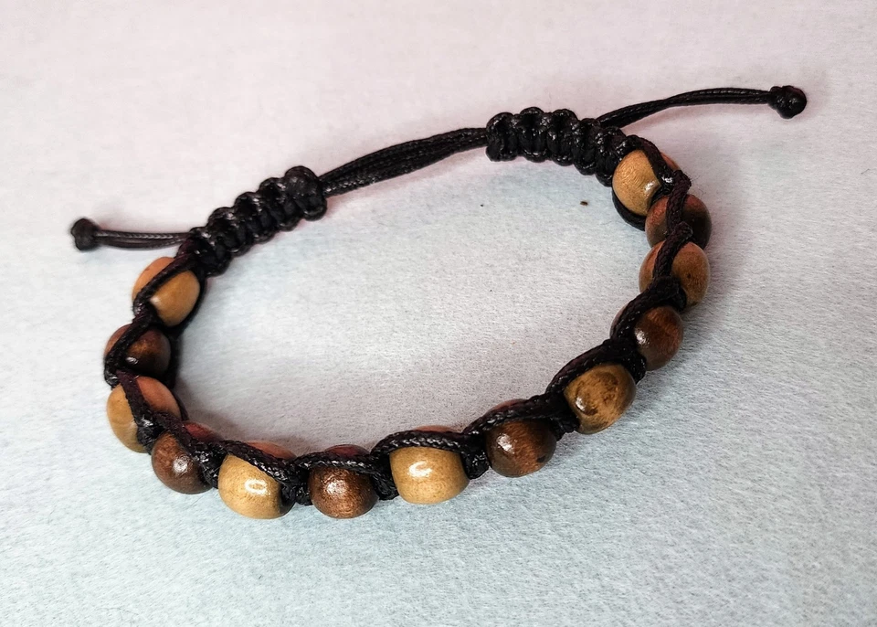 Juego de pulseras de lujo Nature Elements - cuentas energéticas de madera y hematita hechas a mano Foto 4 de 4