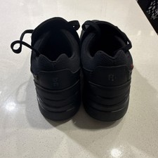 On THE ROGER Advantage Men's Black Lace Up Tennis Sneakers Low Top