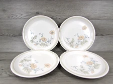 Vintage Macy's The Cellar  Peach Flower Dinner Plates 10.5 "  4889 VTG Set of 4