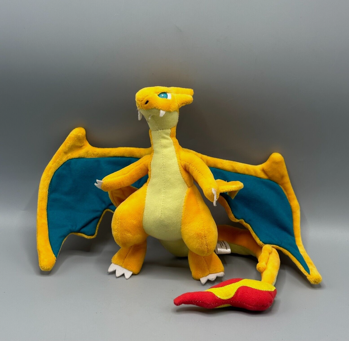 Pokemon - Charizard, Peluche | Cuotas sin interés