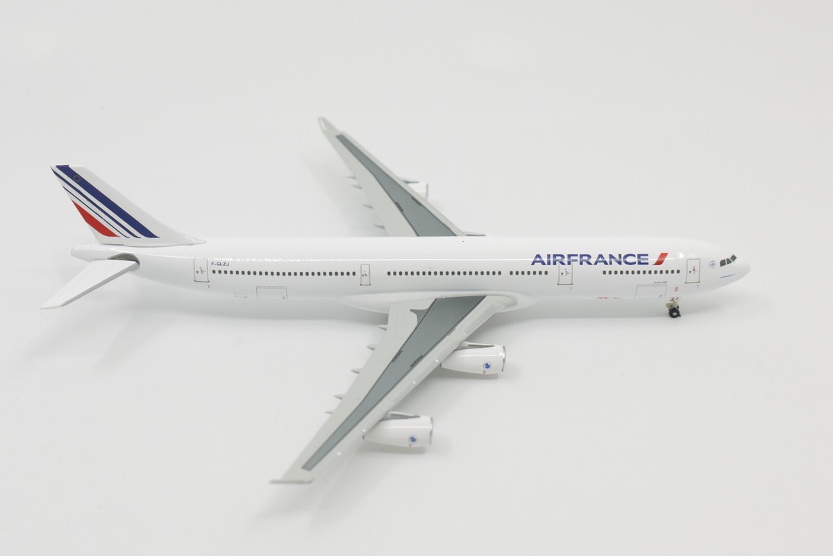 hogan 1/200 エアカナダ A340-300 hogan 1/200 エアカナダ A340-300 - メルカリ