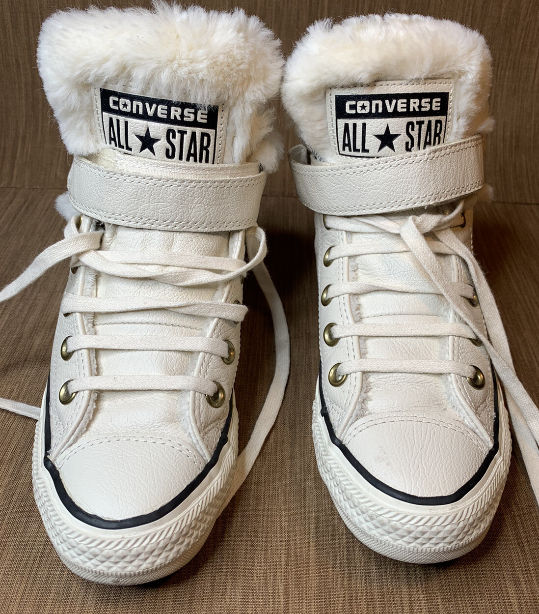 Converse Shoes Women Sz 5 Brea Faux Fur 