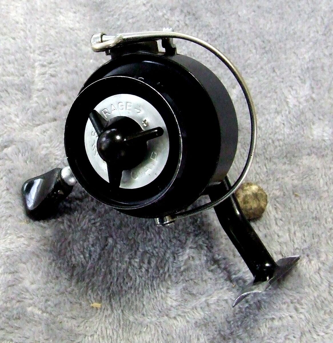 Vintage C.A.P Ultra Light Spinning Reel-Pre. Mitchell-France Vintage C.A.P Ultra Light Spinning Reel-Pre. Mitchell-France