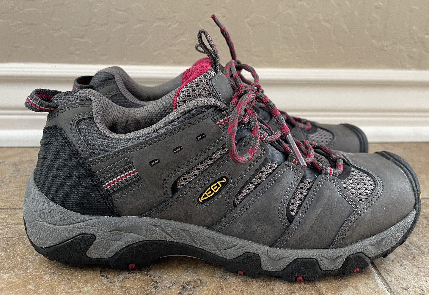Scarpe da trekking KEEN Koven donna Oakridge taglia 8 5 grigio 1011280