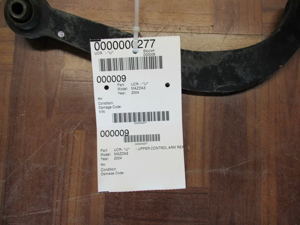 MAZDA 3 2004-2013 brazo de control superior trasero pasajero conjunto derecho OEM Foto 3 de 4