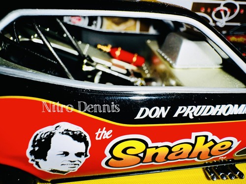 NHRA 1:24 Diecast SNAKE “Signed” NITRO Funny Car DON PRUDHOMME 40th Ann FLOPPERS - Picture 4 of 6