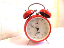 ALTER GLOCKENWECKER KIENZLE UHR LÄUFT , WECKER KLINGELT