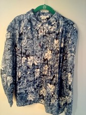 Vtg Devon floral blouse blue & white 20 polyester button down Tie