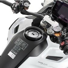 GIVI Tanklock Mount Tri BF74