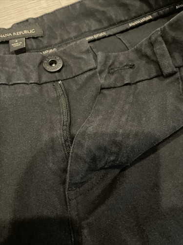 Banana Republic Women's Black Capri Pants Size 4; 22 1/2 inch inseam - Picture 4 of 5