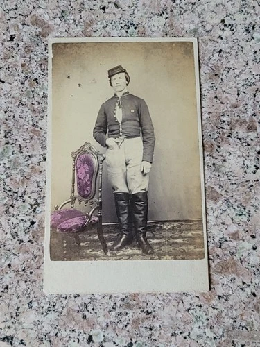 Vintage 1860s Union Civil War Soldier CDV Photo LOOK! Tinted Carte De Visite