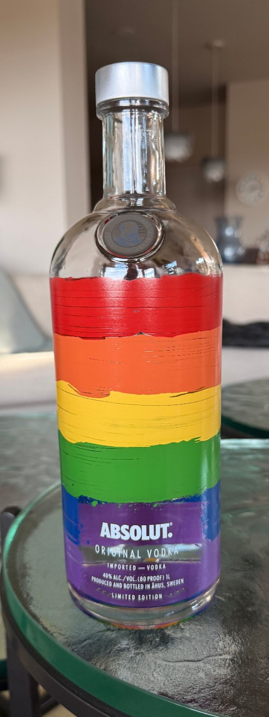 Absolut Pride Edición Limitada Botella 1 litro "Orgullo y Diversidad"