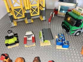 Lego City 60169 Cargo Terminal: Complete