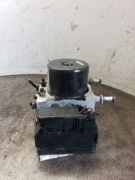 ABS Brake Pump Control Module Fits 2006-2009 Mercury Milan - Image 3 of 4