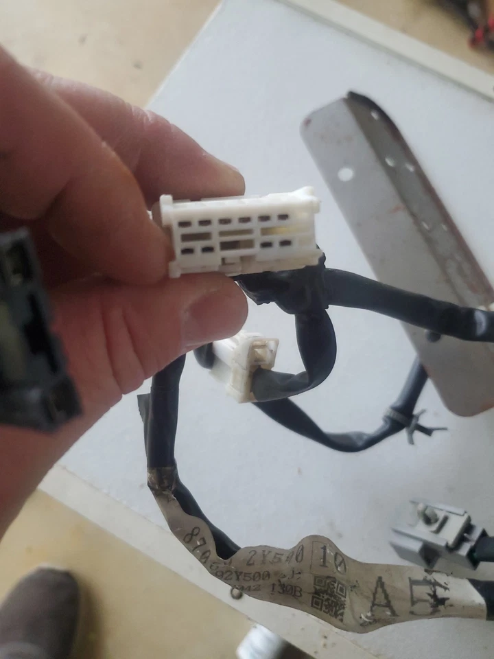 Arnés de cableado de asiento delantero Infinity QX4 2001-2003 Nissan Máxima 3,5 87069-2Y500  Foto 4 de 4