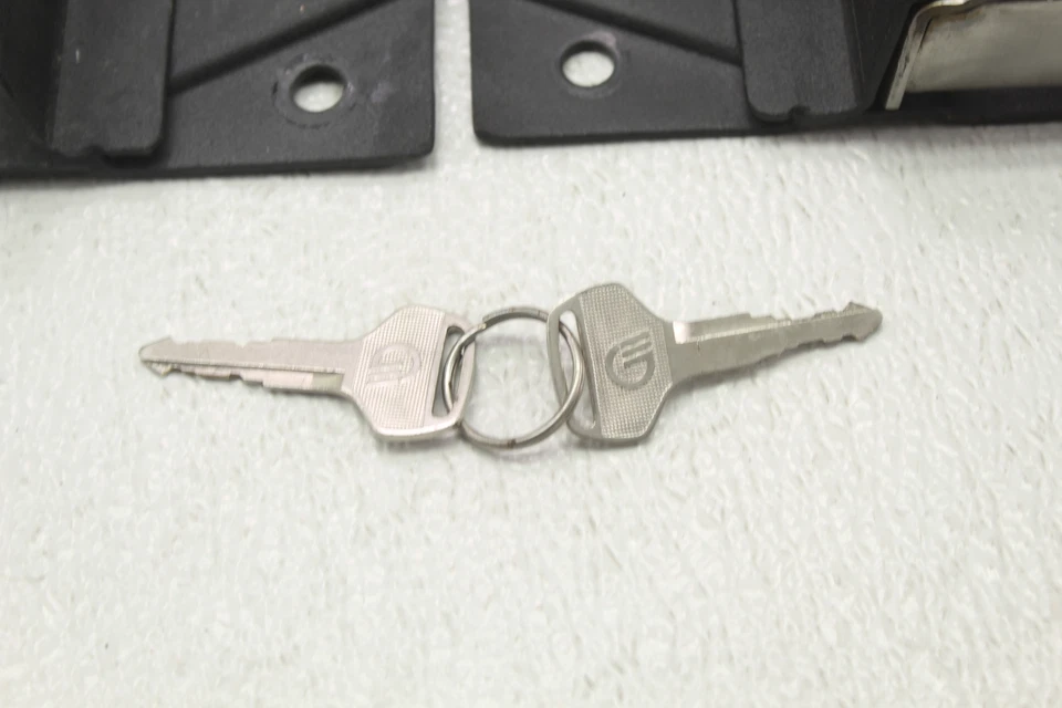 Soportes de montaje para alforja Harley-Davidson Fatboy 00-06 Foto 2 de 4