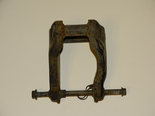 SUZUKI GSX 750 ES GR72A 83-87 FEDERBEINUMLENKUNG HALTER AUFNAHME