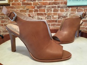 cognac heels closed toe