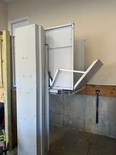 Used Vertical Platform Lift Ameriglide 800 Lb Capacity 12020 With Battery As