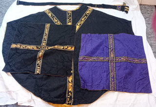 Warham Guild London Chasuble Vestment Black & Gold Stole with purple extras