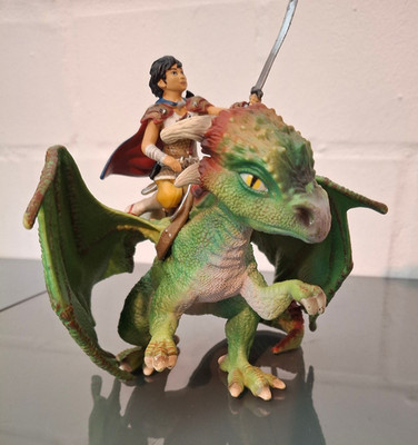 Schleich Bayala 70447 - Drache Nugur mit Reiter Kishay Topzustand