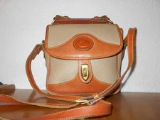 Vtg Dooney & Bourke Taupe Pebbled Leather Brown Crossbody Handbag