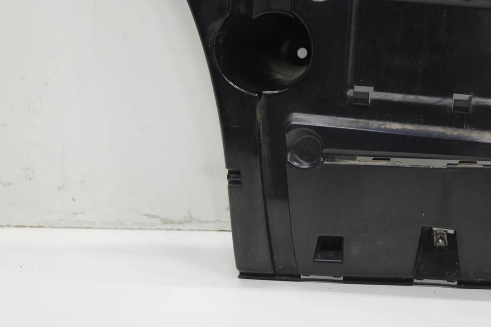 Panel de montaje de soporte de parachoques trasero izquierdo BMW 750i xDrive 2010-2015 51127183885 Foto 4 de 4