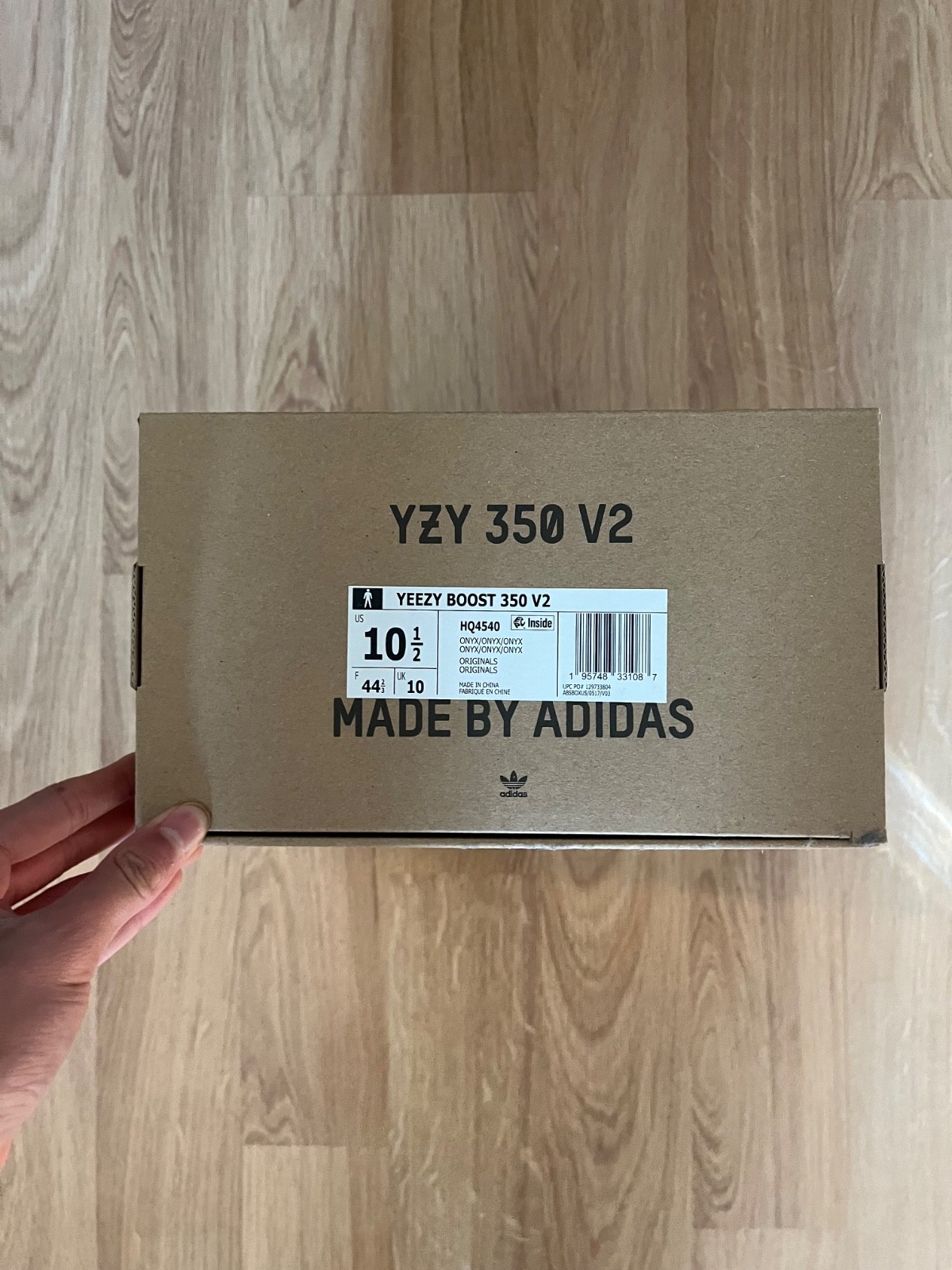 Adidas Yeezy Boost 350 V2 Onyx - Size 10.5 - brand new, never worn thumbnail 2