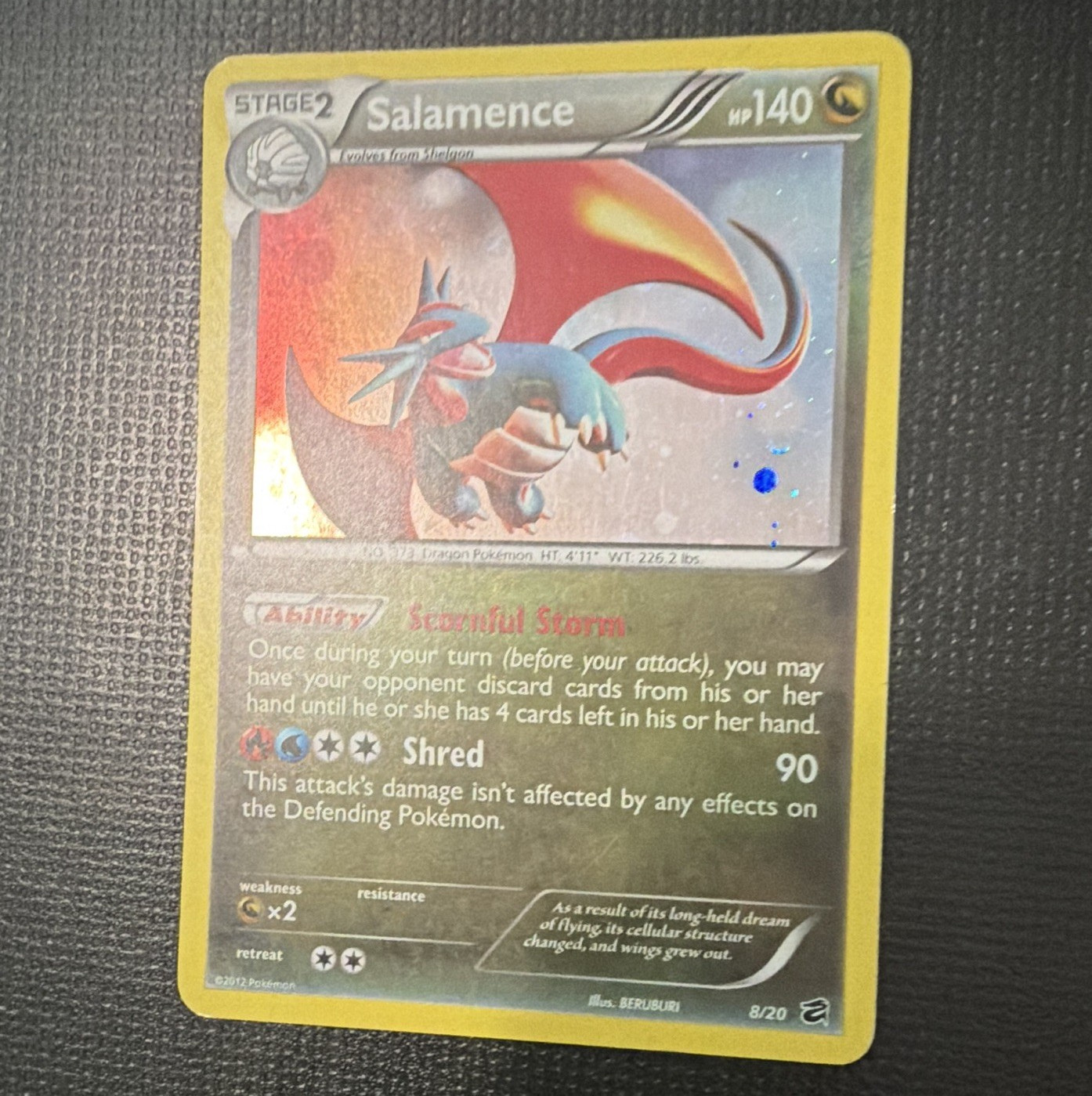 The Pokémon Company Salamence 8/20 Dragon Vault Holo Rare 140 HP Stage 2 EN